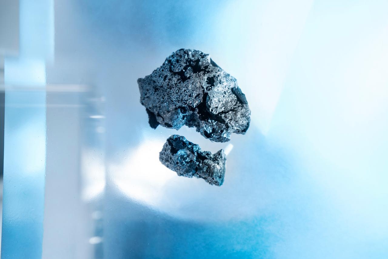 A rock made of enriched chromium ferrochrome